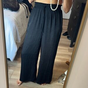 NWT Women’s Black Wide-Leg silky Elastic Waist Pants